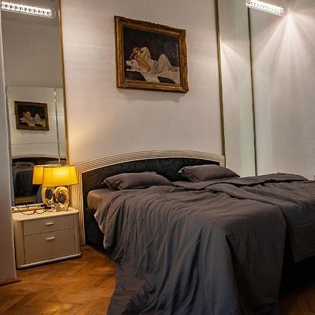 Basilica -Quiet, Privat, Balcony, The Best Area بودابست المظهر الخارجي الصورة